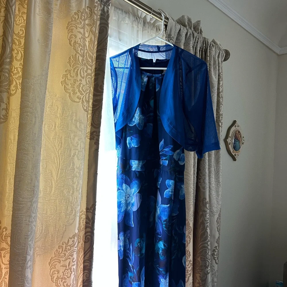 Betsy & Adam Navy Floral Maxi Dress - Picture 3 of 9